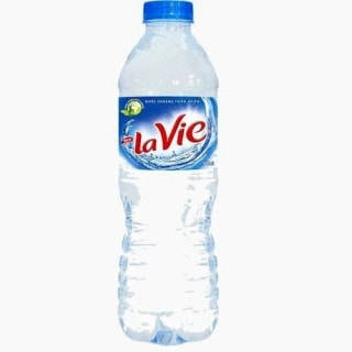 Nước suối Lavie