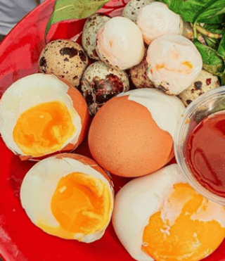 Trứng cút/ trứng gà