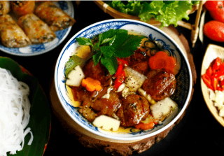 Bún chả đặc biệt