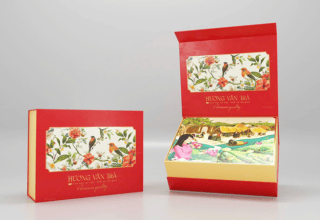 Hộp quà quà tết 50% CHÈ - 50% Kẹo lạc Hương Vân