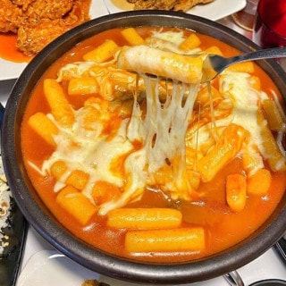 Tobokki nhân phô mai